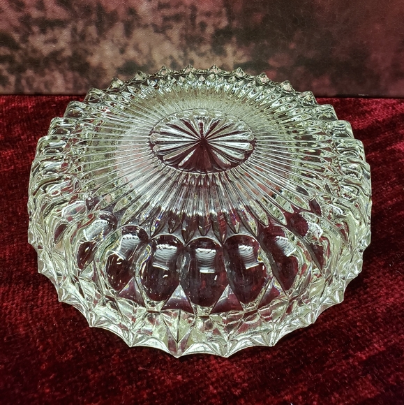 Vintage Crystal Cut Glass Ashtray - Picture 2 of 3
